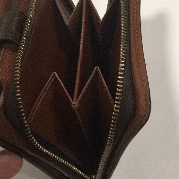 GUC VINTAGE LOUIS VUITTON MONOGRAM BIFOLD WALLET - Picture 9 of 13